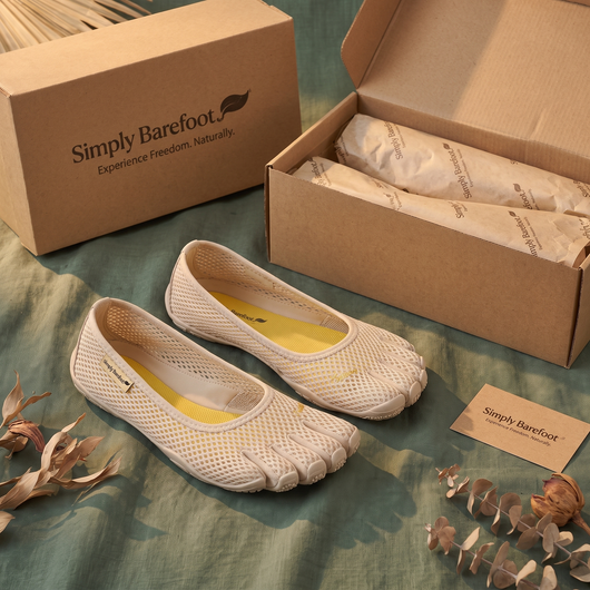 Simply Barefoot's Natural 5 Toe Flats